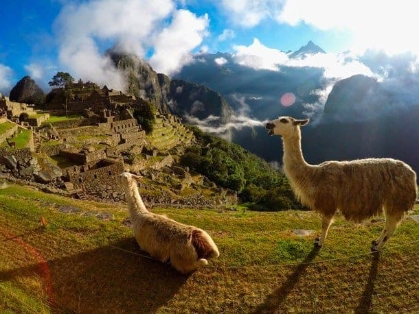 Huchuy Qosqo Incan Royal Estate Hike - View 2 | Daspe Travel Paved Incan royal stone trail descending into the Sacred Valley towards Lamay