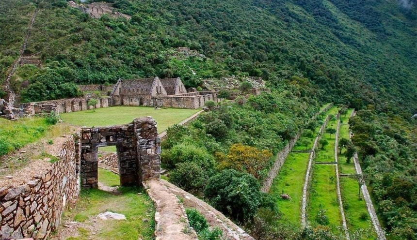 Choquequirao Ruins Peru: an Alternative to Machu Picchu?