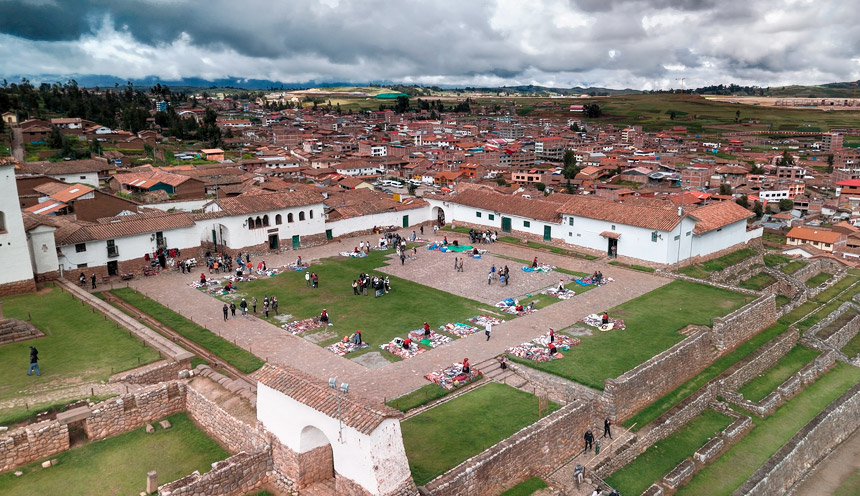 landscape mainsquare chinchero