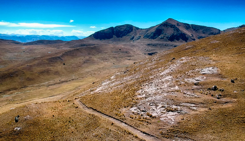 landscapes of the wakra pukara trek