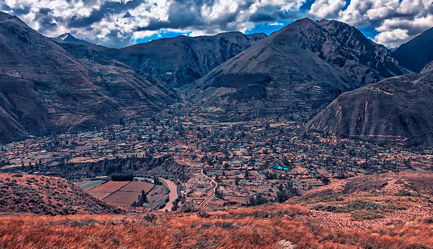 vista del valle sagrado en cusco