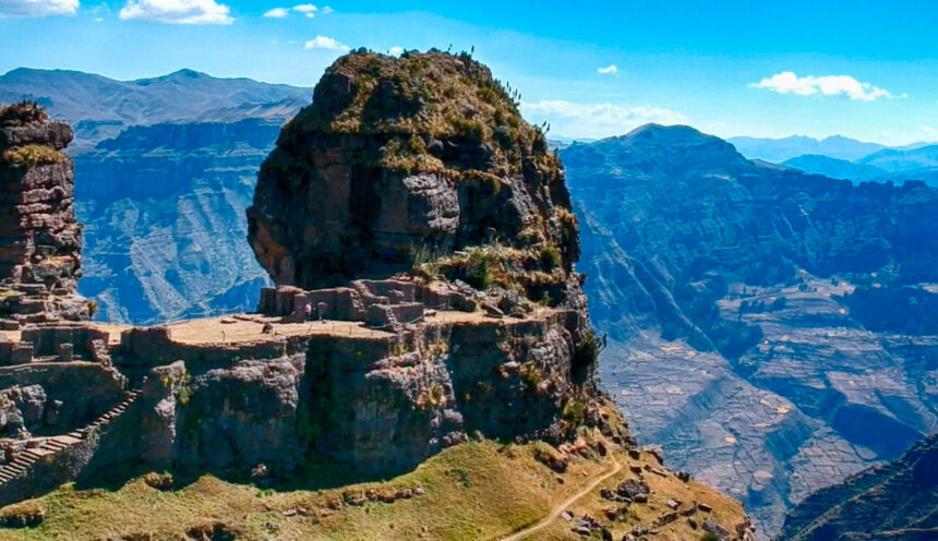 view wakrapukara tour in cusco